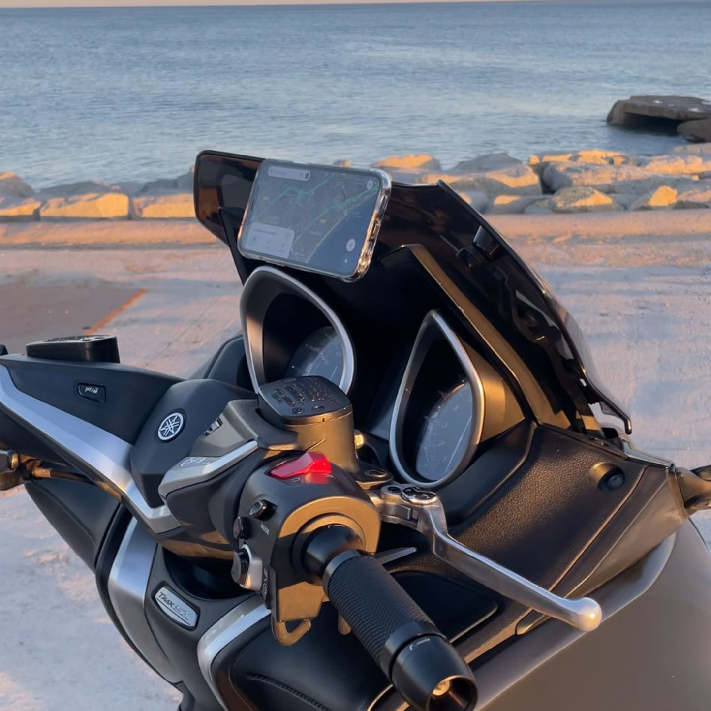 Soporte Yamaha TMAX para Quad Lock (2012-2025)